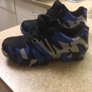 New Work Steel Toe Shoe/Sneakers